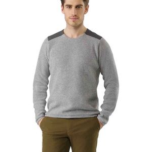 Arc’teryx large sweater
